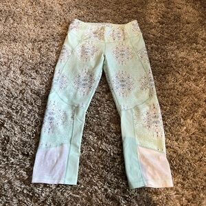Calia mint and white workout cropped pants